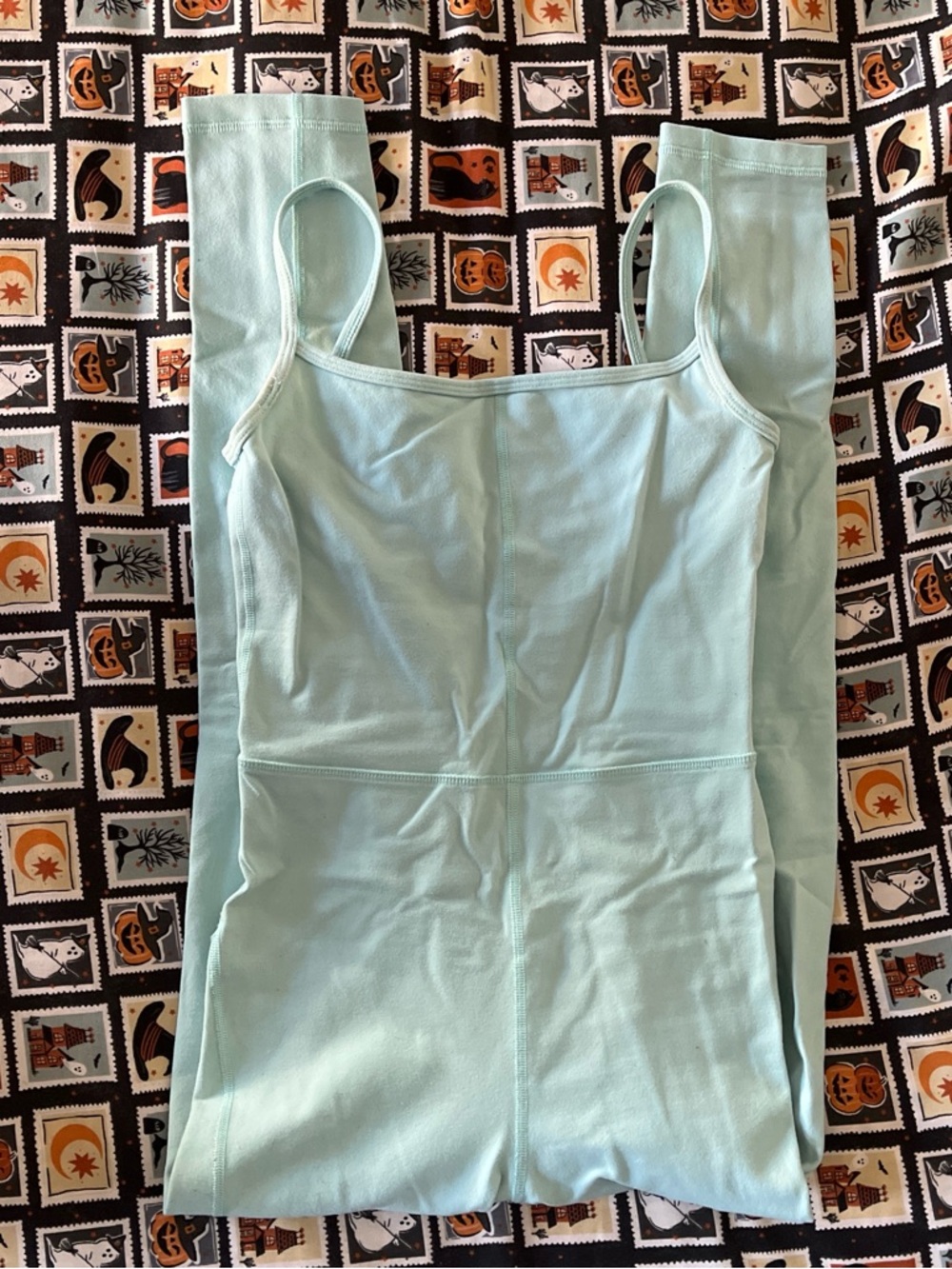 jumpsuit - Picture 2 of 5